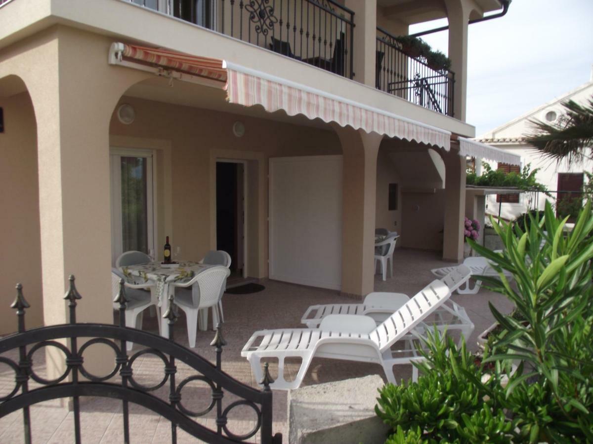 Apartments Dajana Silo Zewnętrze zdjęcie